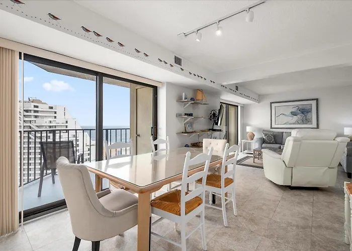 2 Bedroom 9400 Building With Gorgeous Side Ocean View