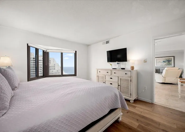2 Bedroom 9400 Building With Gorgeous Side Ocean View Hébergement de vacances *