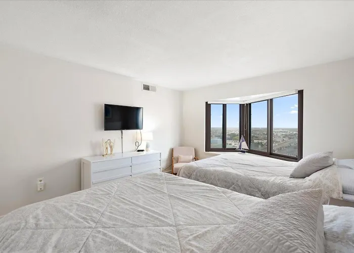 2 Bedroom 9400 Building With Gorgeous Side Ocean View * Ocean City