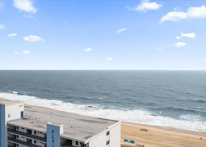 Hébergement de vacances 2 Bedroom 9400 Building With Gorgeous Side Ocean View